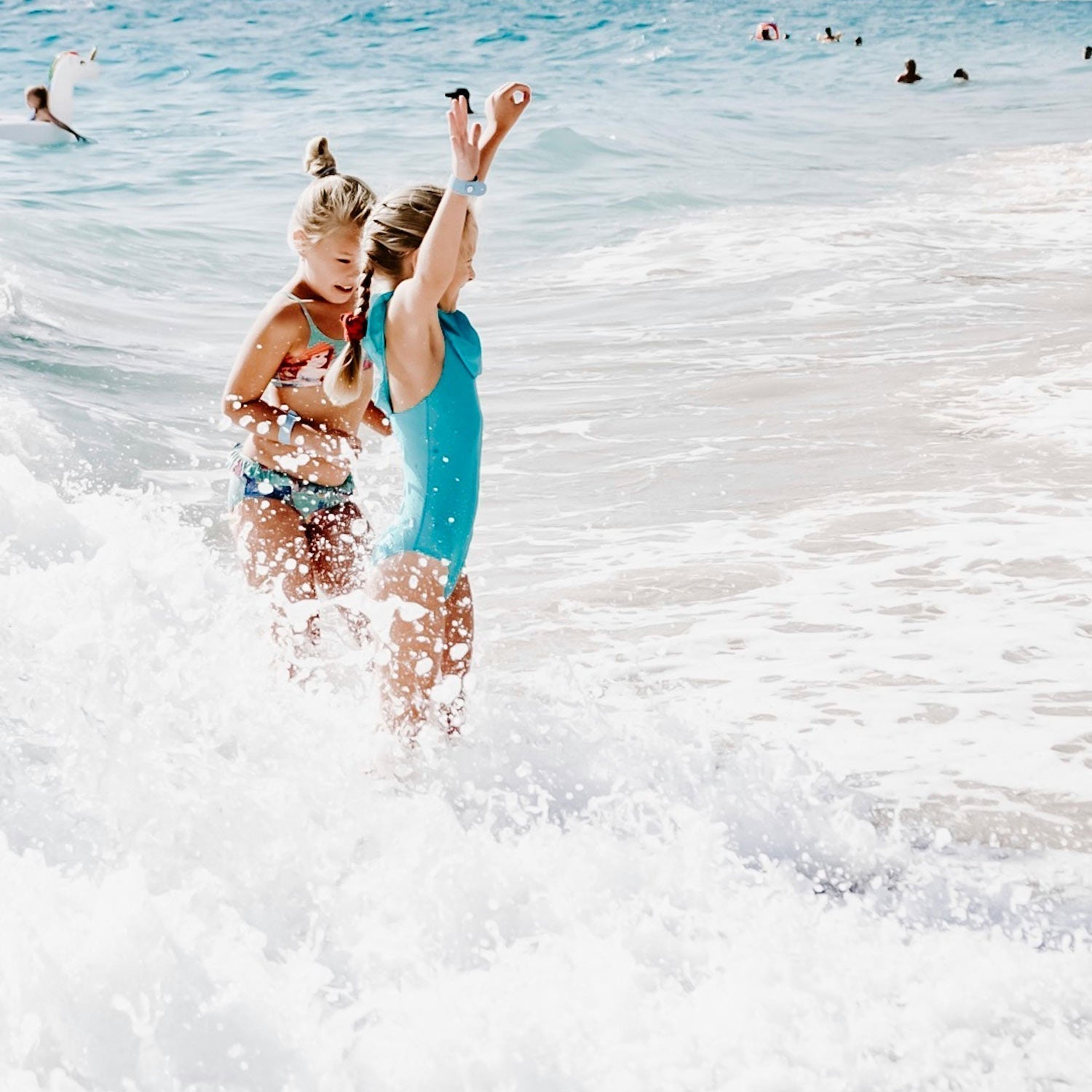 Quallenkontakt am Strand? So schützt du dich – und warum Apfelessig in jede Strandtasche gehört