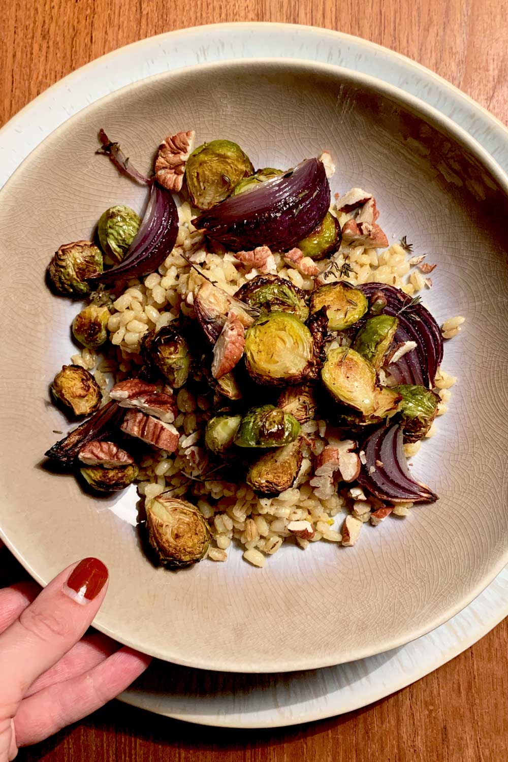 Rosenkohl Graupen Gericht mit Rezeptur verfeinert